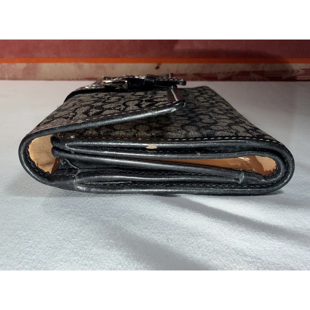 Coach Signature Black Combo Bifold Wallet Purse Black leather trim